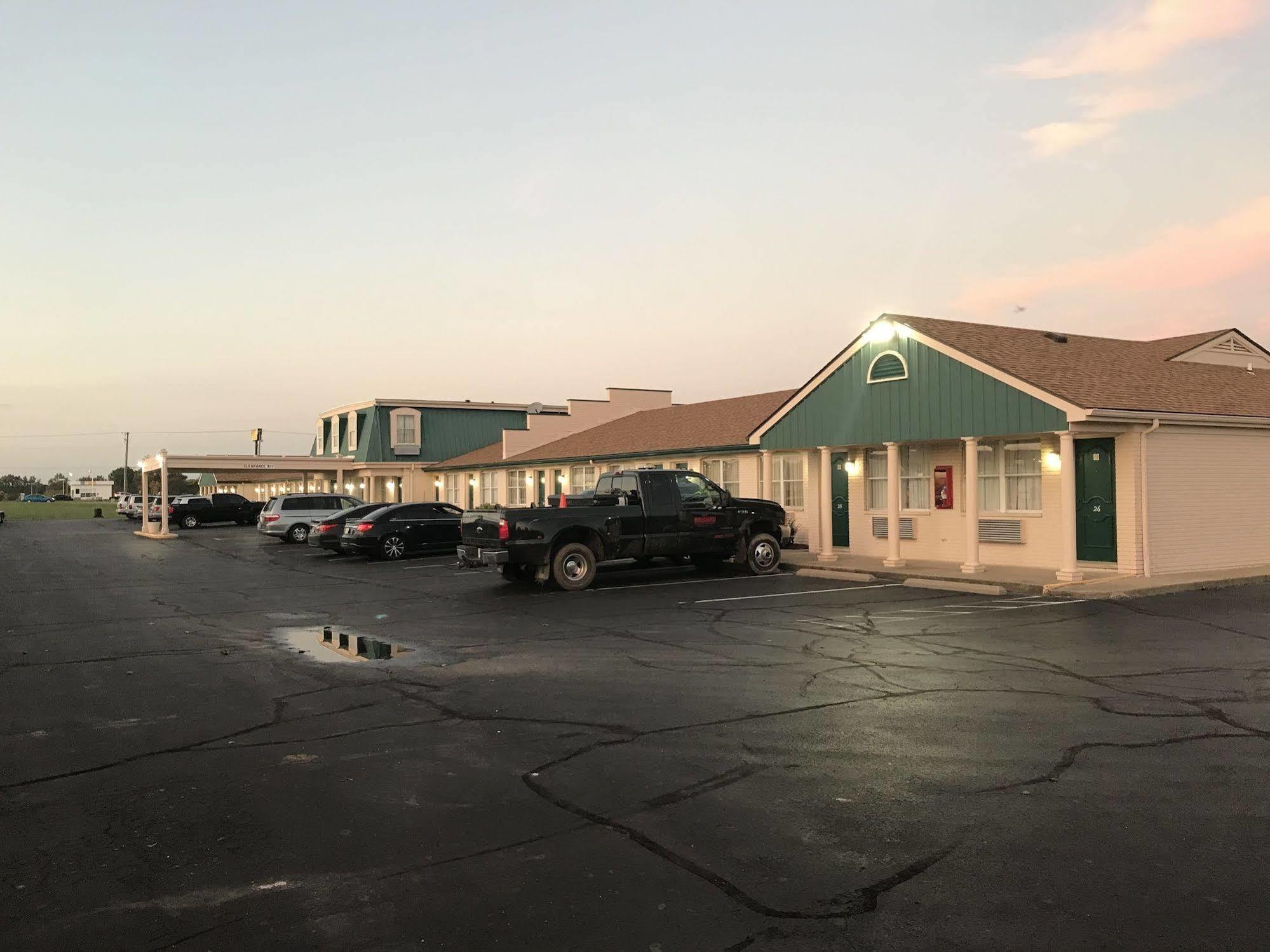 Budget Inn Daleville מראה חיצוני תמונה